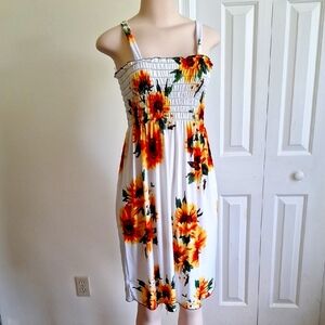 Sunflower White  Dress Size S/M